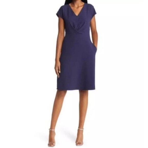 Tahari  ASL Navy Blue Dress Short Sleeve V-Neck Twist Front Fit &‎ Flare Size10 - Picture 11 of 11